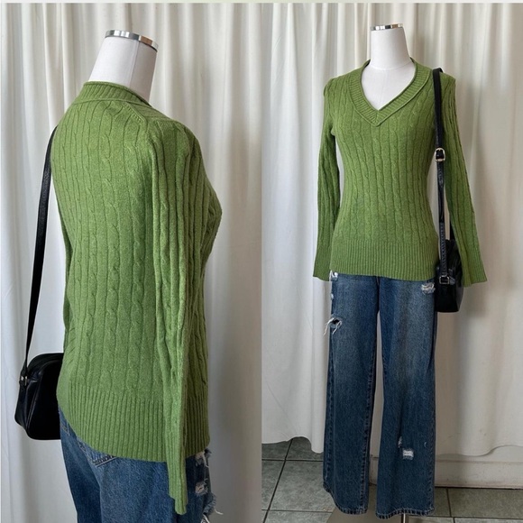 LOFT Cable knit wool blend V-neck sweater with  preppy style Green size SP - Picture 6 of 8